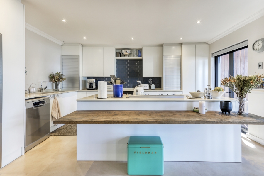 2 Bedroom Property for Sale in Green Point Western Cape